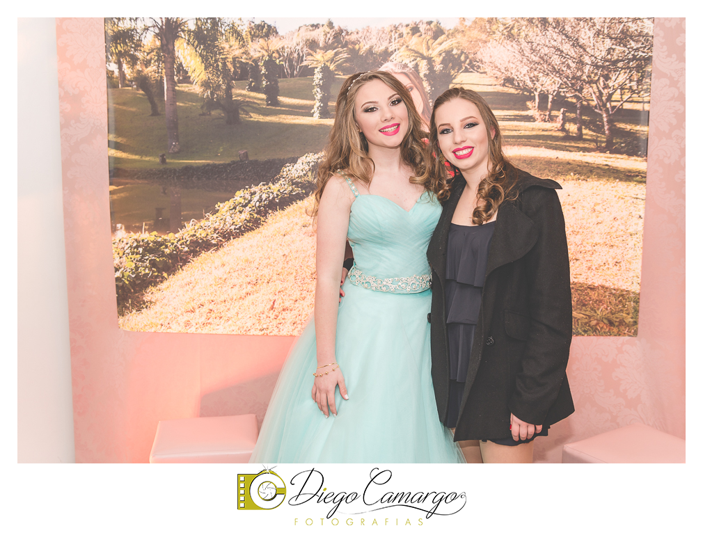 ensaio, 15 anos, debutante, fotografo, fotografa caçador, foto caçador, fotografa caçador, fotografo caçador, moda caçador, moda, caçador, festa debutante, maquiagem, cabelo, vestido,