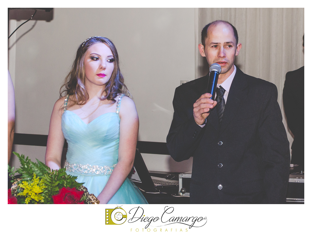 ensaio, 15 anos, debutante, fotografo, fotografa caçador, foto caçador, fotografa caçador, fotografo caçador, moda caçador, moda, caçador, festa debutante, maquiagem, cabelo, vestido,