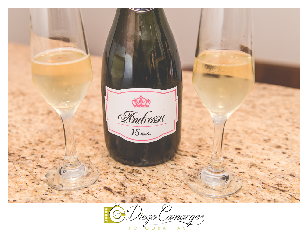 ensaio, 15 anos, debutante, fotografo, fotografa caçador, foto caçador, fotografa caçador, fotografo caçador, moda caçador, moda, caçador, festa debutante, maquiagem, cabelo, vestido,