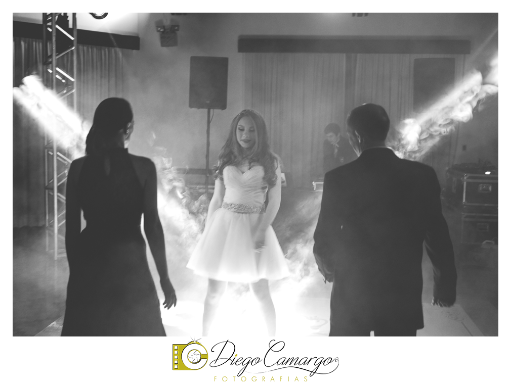 ensaio, 15 anos, debutante, fotografo, fotografa caçador, foto caçador, fotografa caçador, fotografo caçador, moda caçador, moda, caçador, festa debutante, maquiagem, cabelo, vestido,