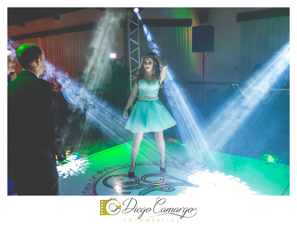 ensaio, 15 anos, debutante, fotografo, fotografa caçador, foto caçador, fotografa caçador, fotografo caçador, moda caçador, moda, caçador, festa debutante, maquiagem, cabelo, vestido,