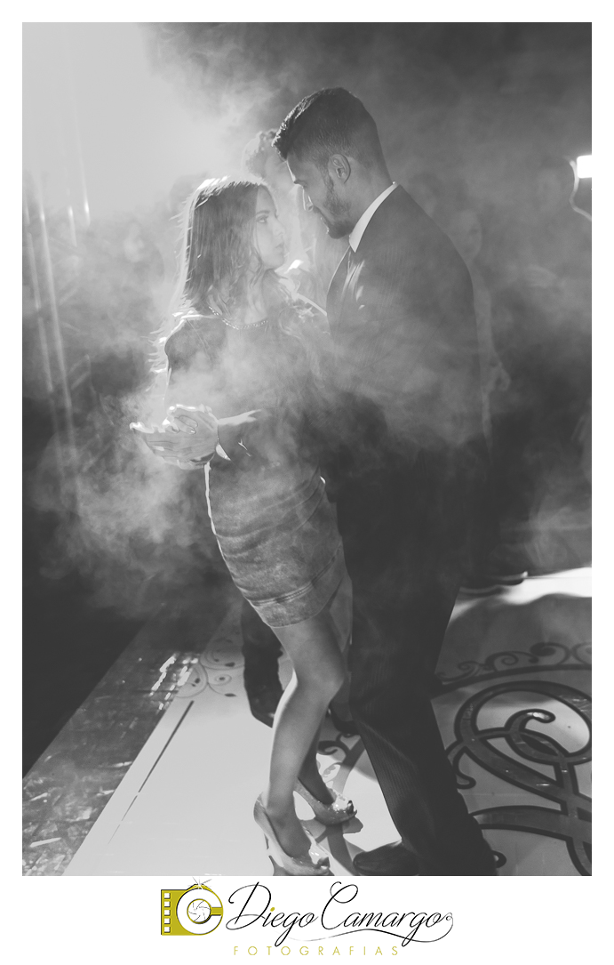 ensaio, 15 anos, debutante, fotografo, fotografa caçador, foto caçador, fotografa caçador, fotografo caçador, moda caçador, moda, caçador, festa debutante, maquiagem, cabelo, vestido,