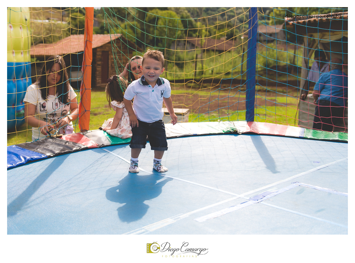 aniversario, cacador, fotografo, fotografa, festa, festinha, familia, inspiration, quiosque, scolaro fotografia caçador, decoração, morango, balão, presente, brinque, bolo. brigadeiro