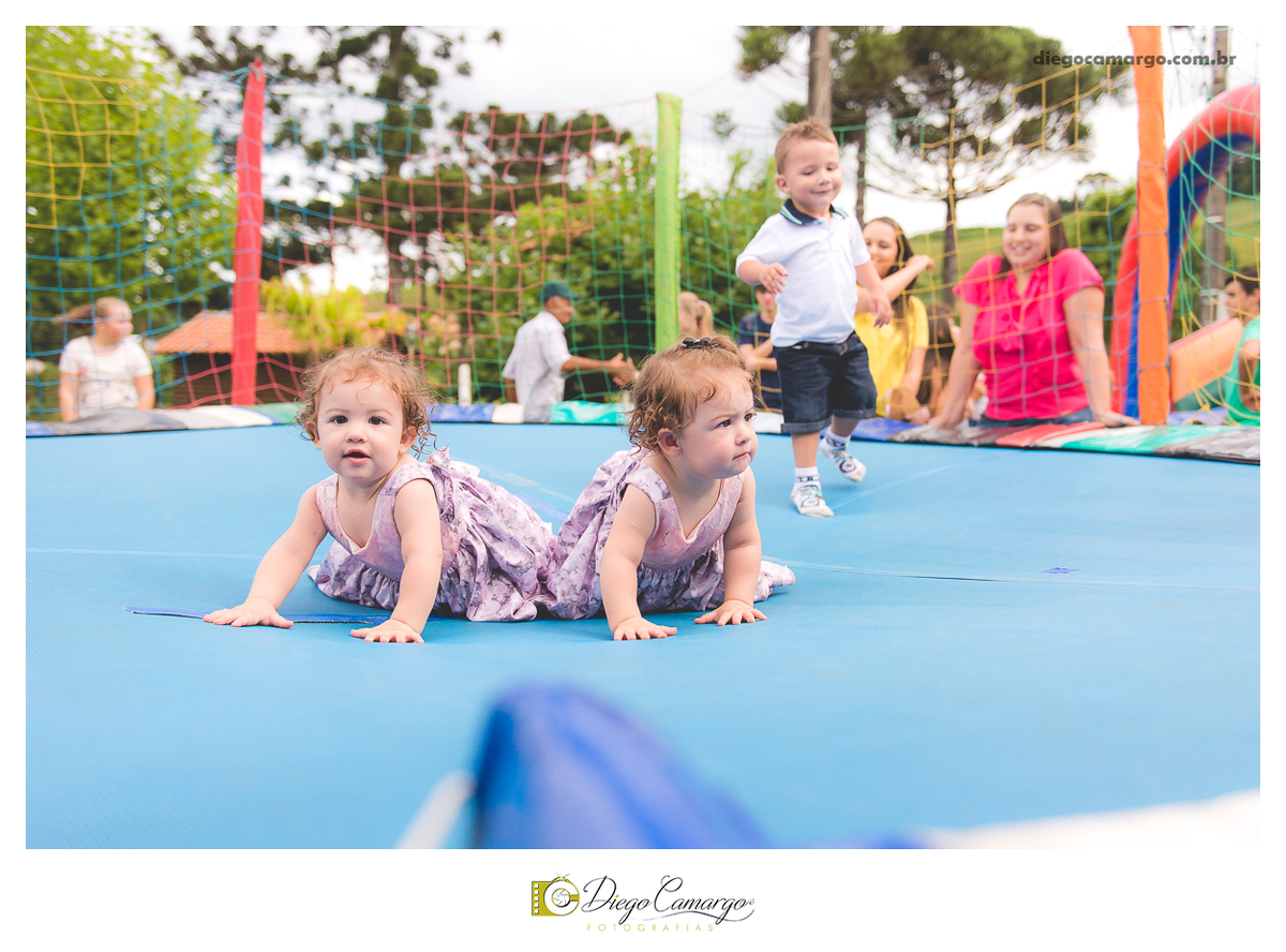 aniversario, cacador, fotografo, fotografa, festa, festinha, familia, inspiration, quiosque, scolaro fotografia caçador, decoração, morango, balão, presente, brinque, bolo. brigadeiro