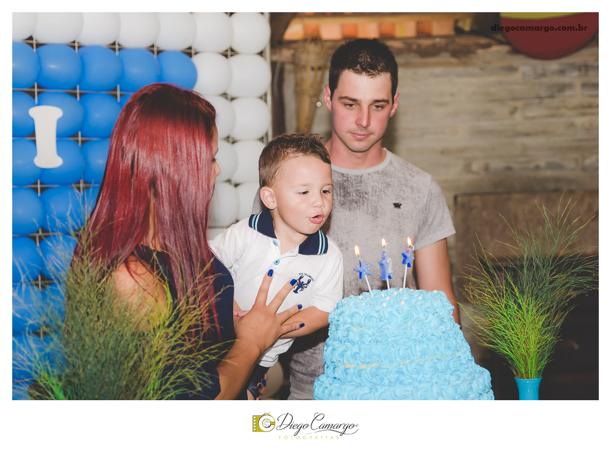 aniversario, cacador, fotografo, fotografa, festa, festinha, familia, inspiration, quiosque, scolaro fotografia caçador, decoração, morango, balão, presente, brinque, bolo. brigadeiro