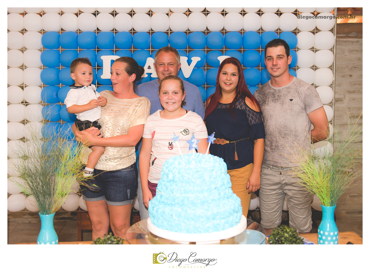 aniversario, cacador, fotografo, fotografa, festa, festinha, familia, inspiration, quiosque, scolaro fotografia caçador, decoração, morango, balão, presente, brinque, bolo. brigadeiro