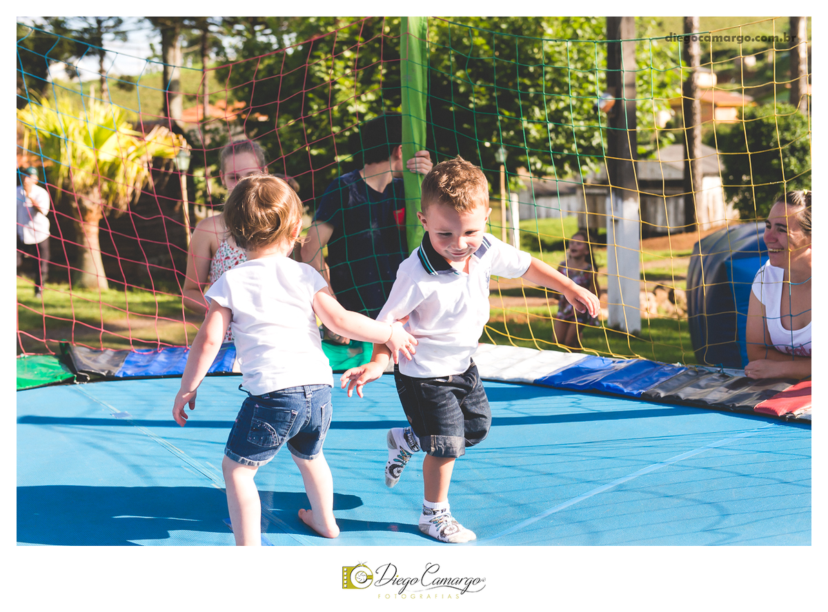 aniversario, cacador, fotografo, fotografa, festa, festinha, familia, inspiration, quiosque, scolaro fotografia caçador, decoração, morango, balão, presente, brinque, bolo. brigadeiro