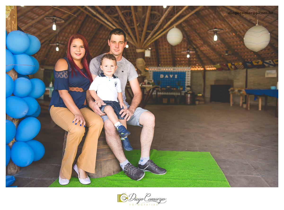 aniversario, cacador, fotografo, fotografa, festa, festinha, familia, inspiration, quiosque, scolaro fotografia caçador, decoração, morango, balão, presente, brinque, bolo. brigadeiro