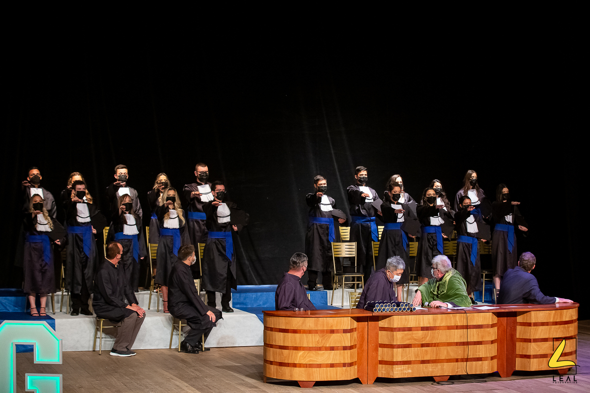 Foto de formatura em Curitiba por Leal Fotografias