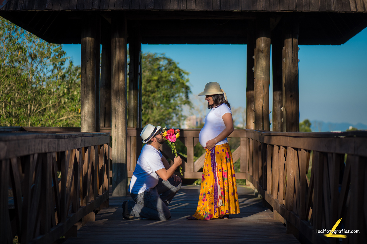 ensaio romântico no pôr do sol em Curitiba por Rodrigo Leal