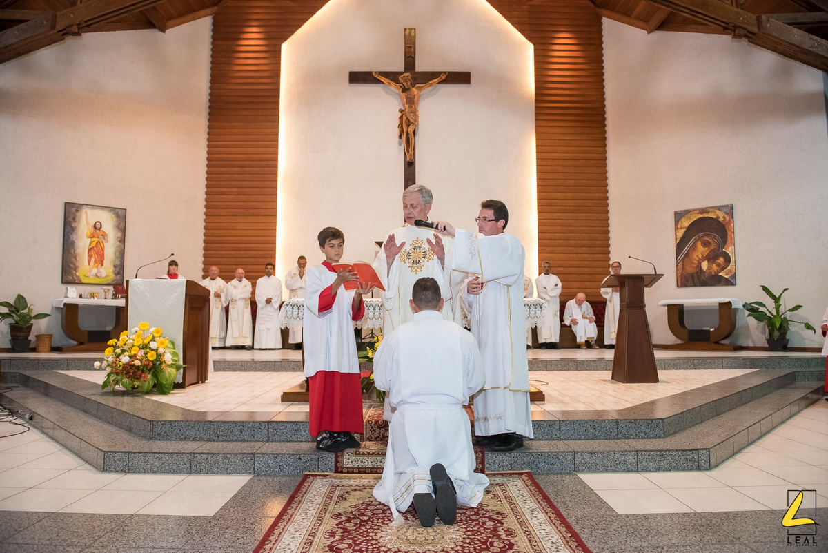 Missa de ordenação diaconal do seminarista Éder Gasgues da Silva, realizada na Paróquia São João Batista Precursor em Curitiba-PR no dia 31/01/2020.