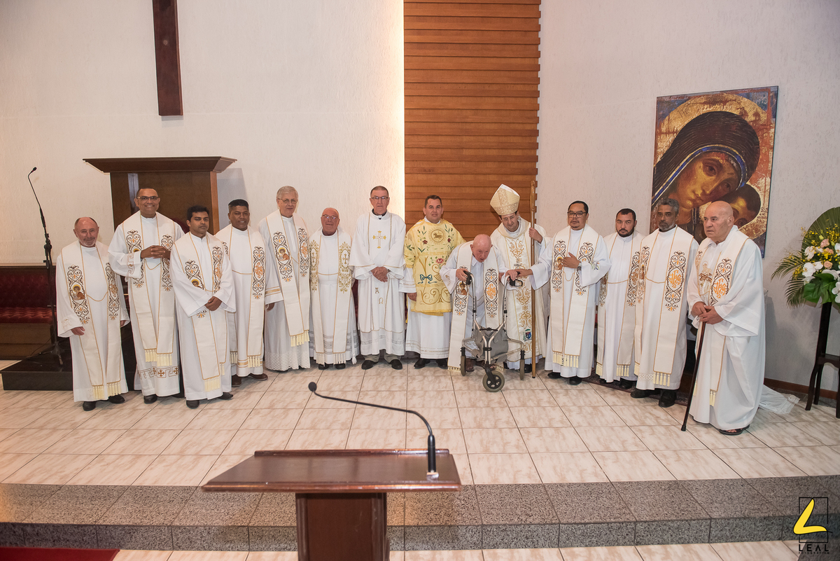 Missa de ordenação diaconal do seminarista Éder Gasgues da Silva, e ação de graças pelo aniversário de 20 anos da Paróquia São João Batista Precursor em 01/02/2020. Curitiba-PR