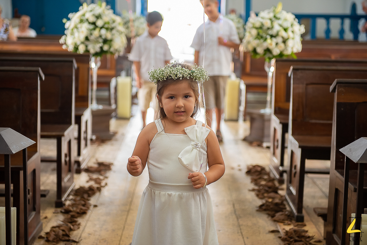 daminha em Igreja Matriz Nossa Senhora do Bom Sucesso por Leal Fotografias