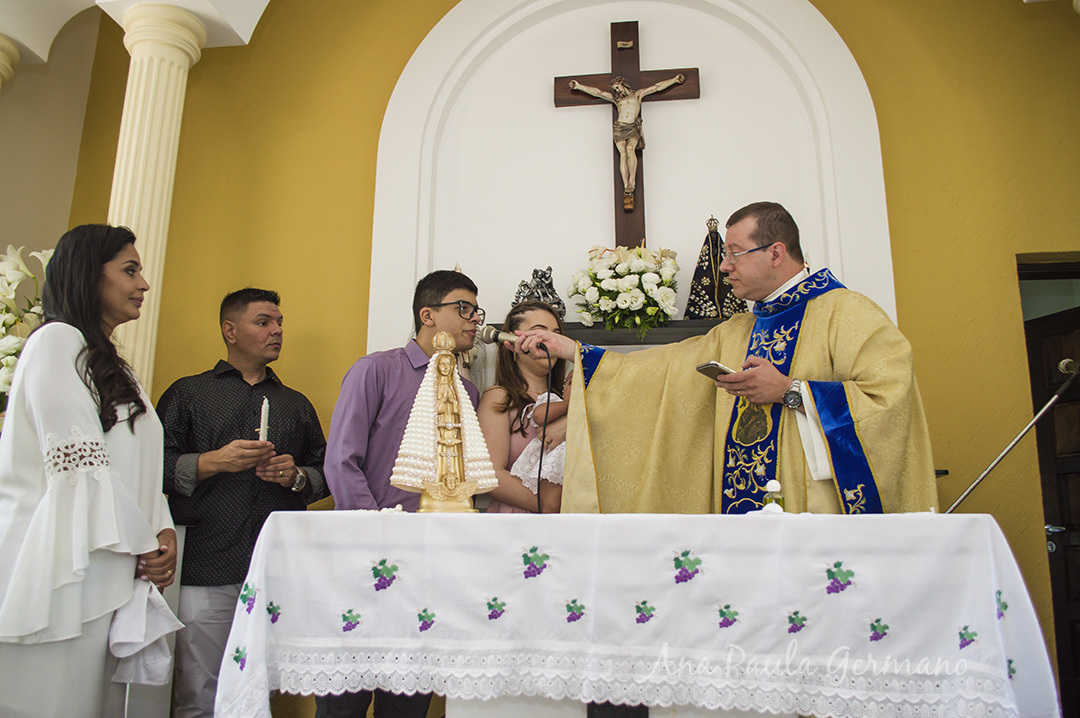 pais, padrinhos e o padre