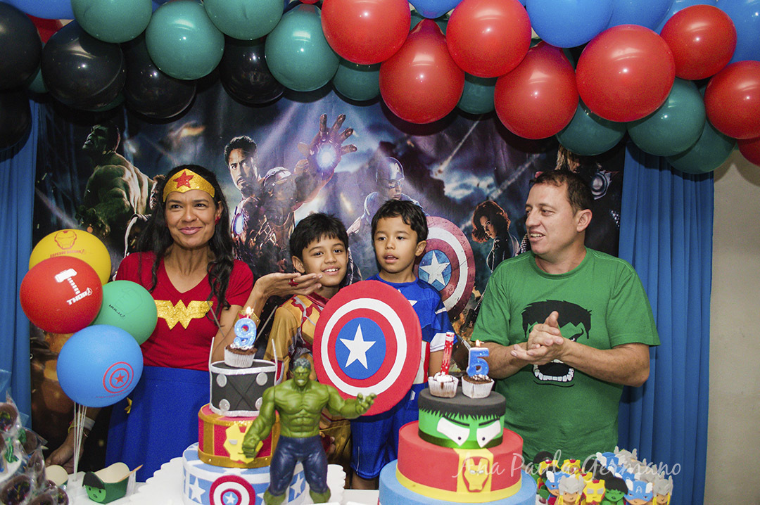 aniversário infantil - vingadores e mulher maravilha