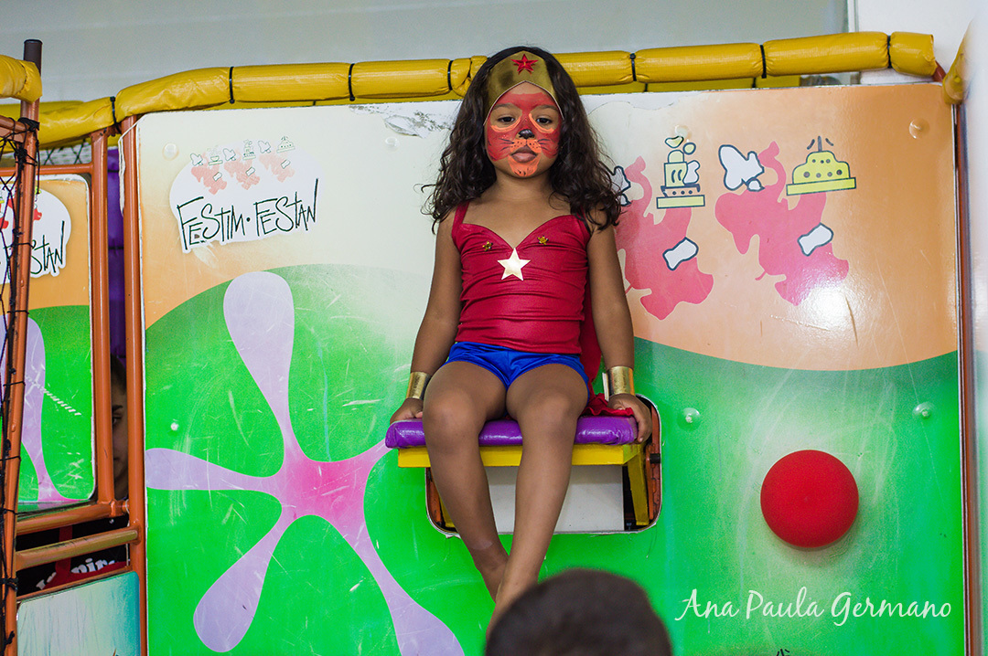Aniversário Infantil - Mulher Maravilha