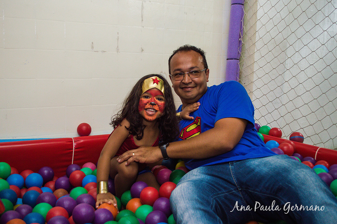 Aniversário Infantil - Mulher Maravilha