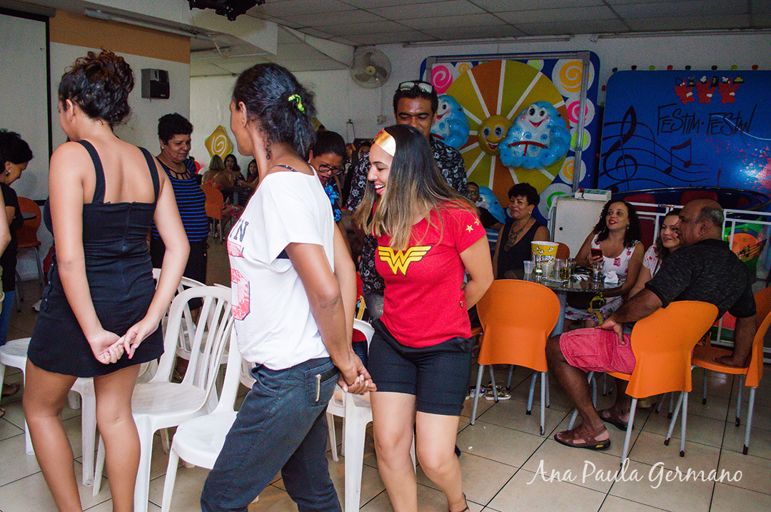 Aniversário Infantil - Mulher Maravilha