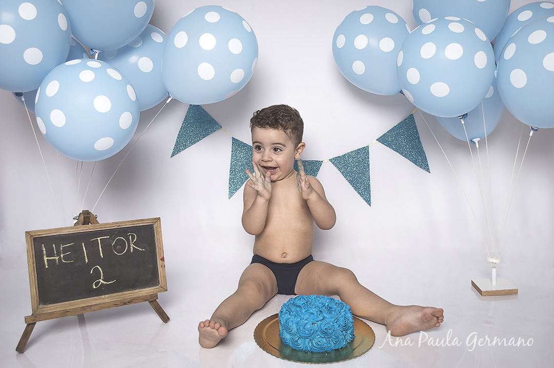 Smash the cake - 2 anos - menino