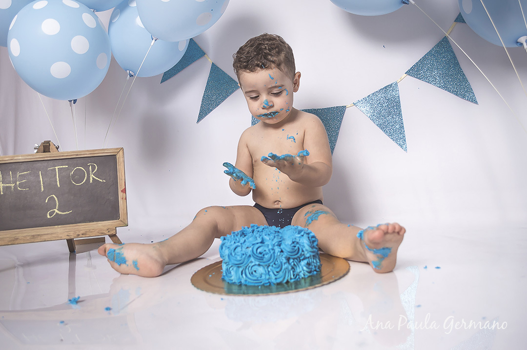 Smash the cake - 2 anos - menino