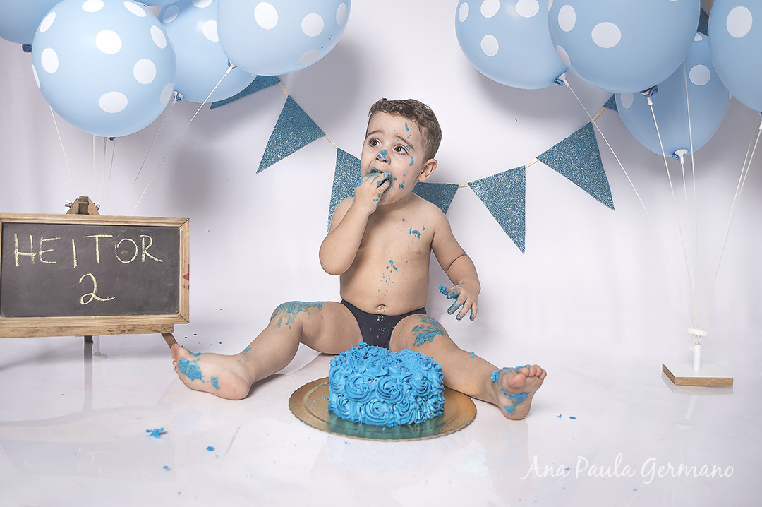 Smash the cake - 2 anos - menino