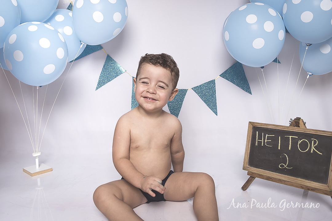 Smash the cake - 2 anos - menino