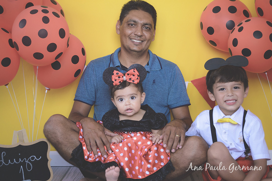 Smash the cake - menina - estúdio