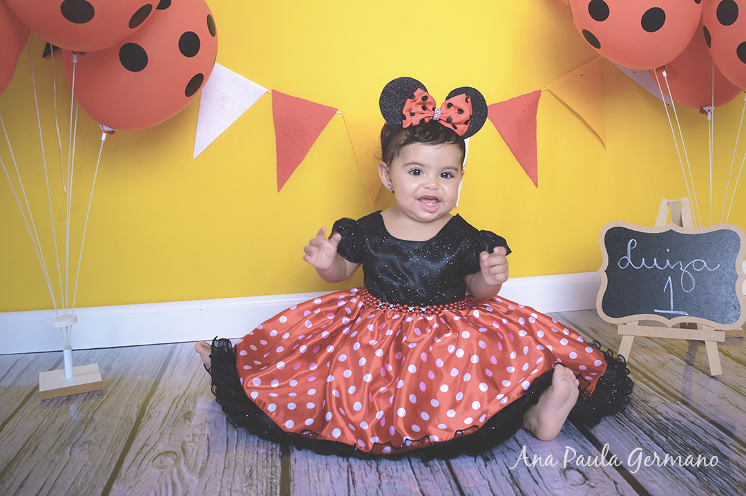 Smash the cake - menina - estúdio