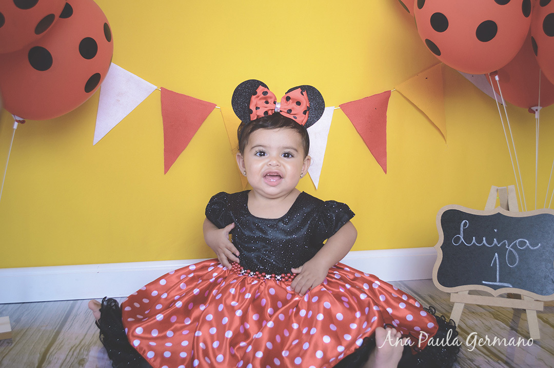 Smash the cake - menina - estúdio