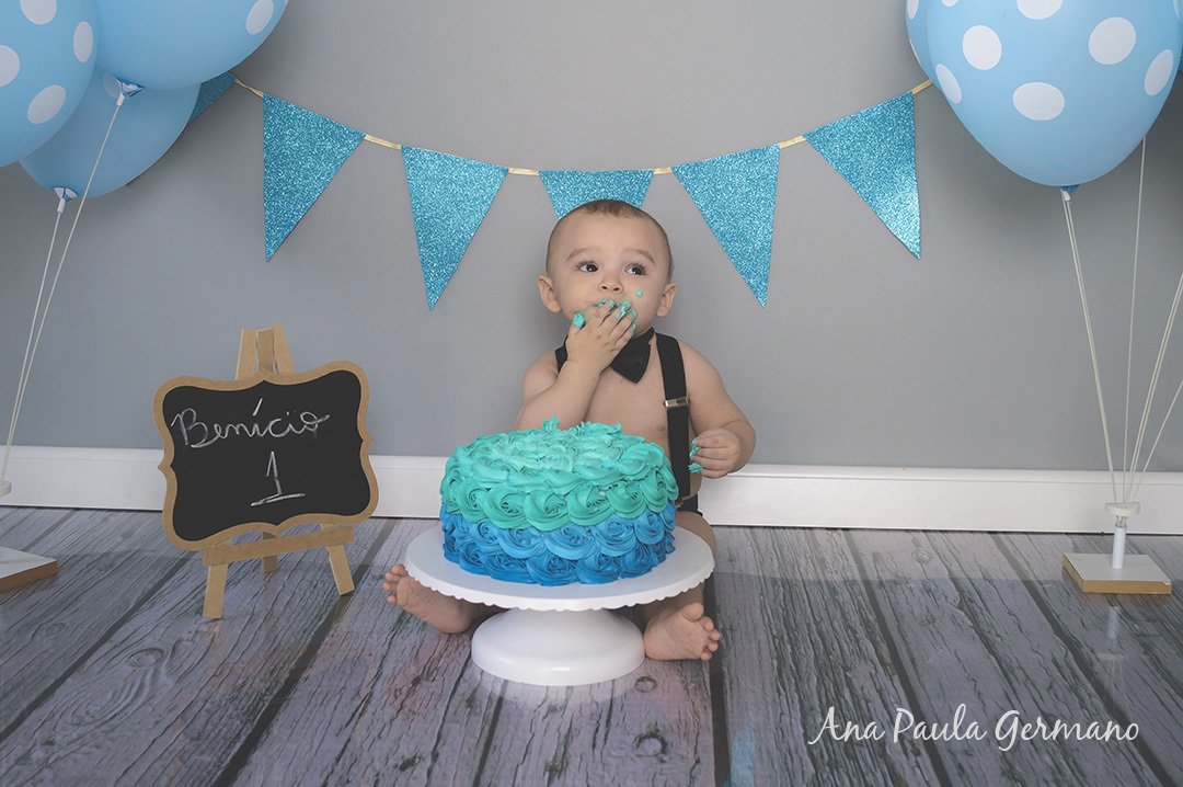 smash the cake menino