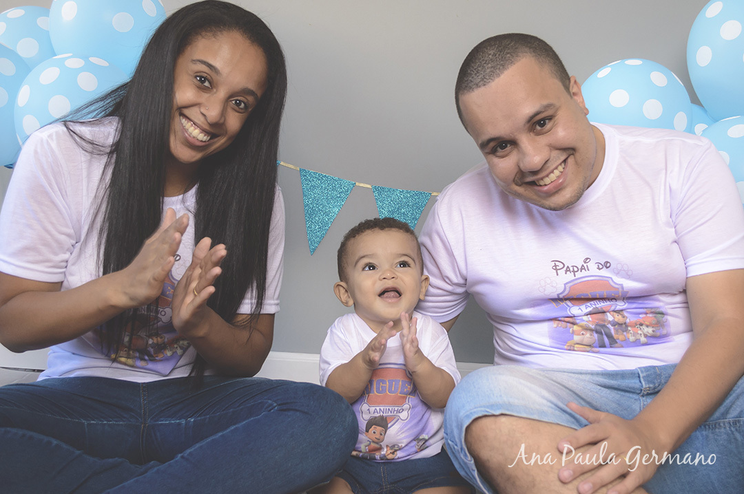 Smash the cake menino