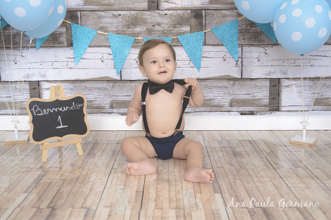 Smash the cake menino