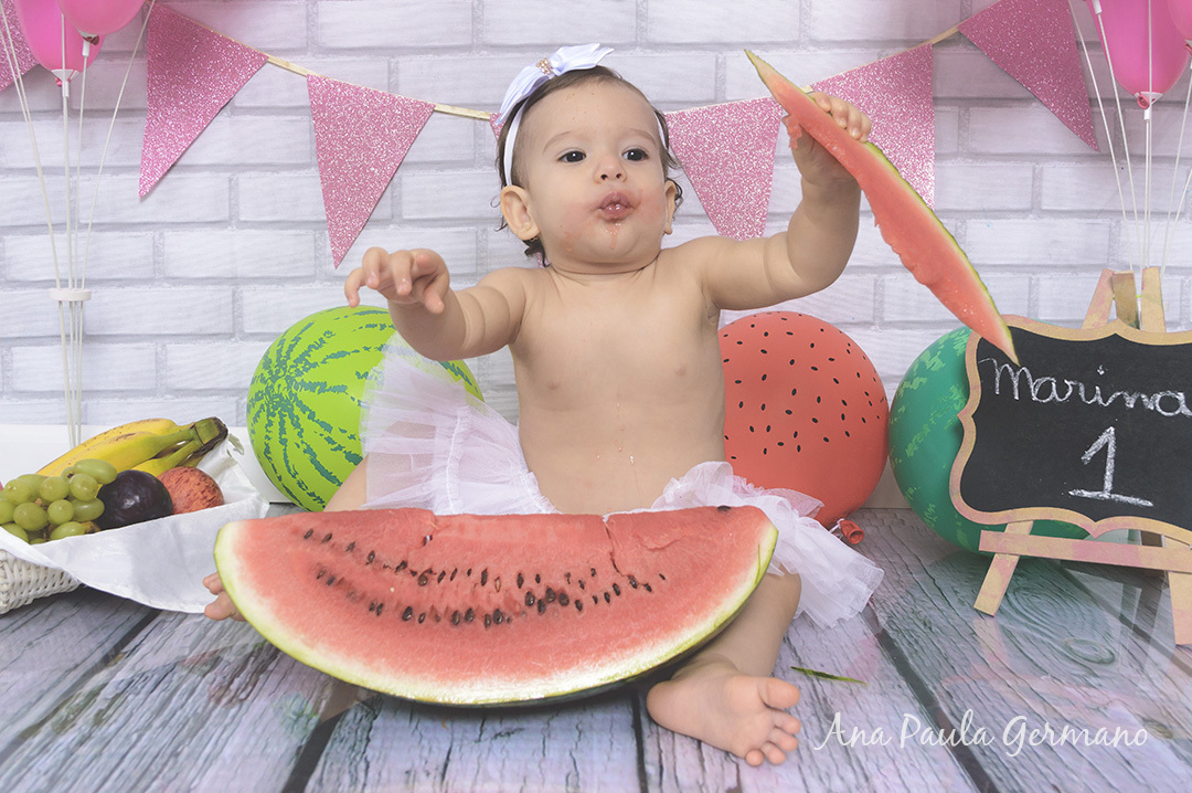 smash the fruit menina