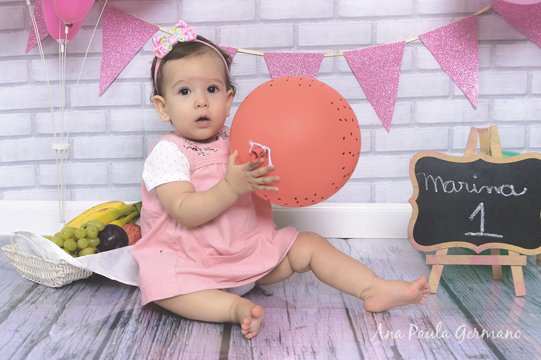 smash the fruit menina