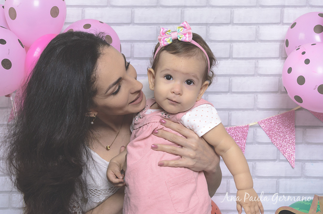 smash the fruit menina