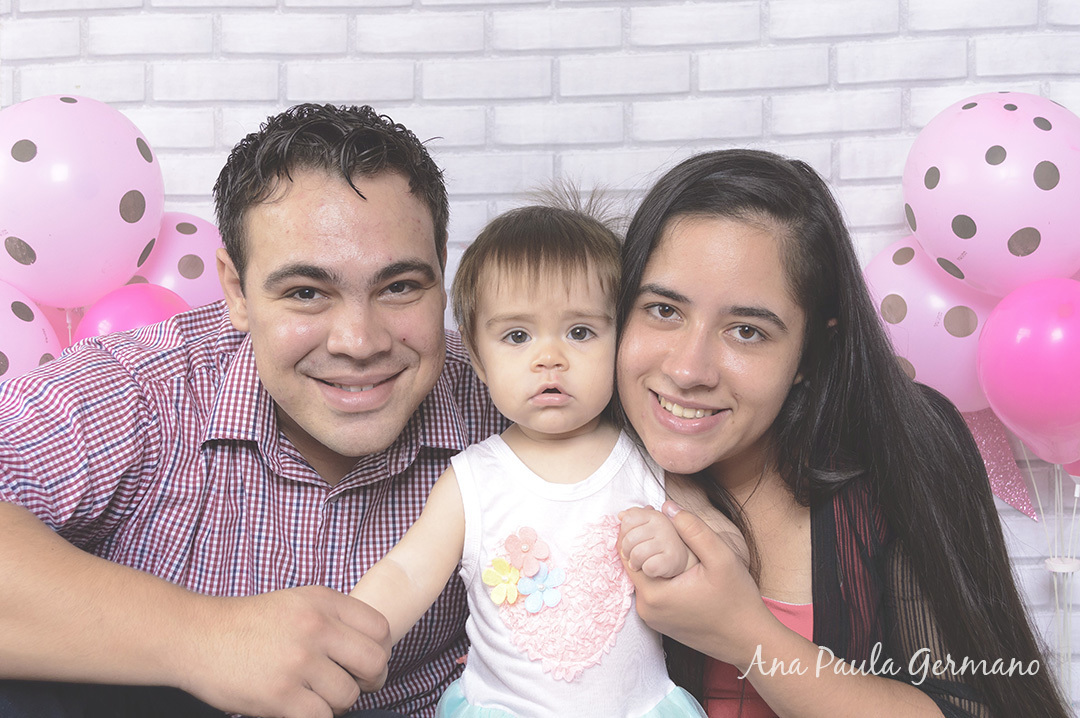 smash the cake menina