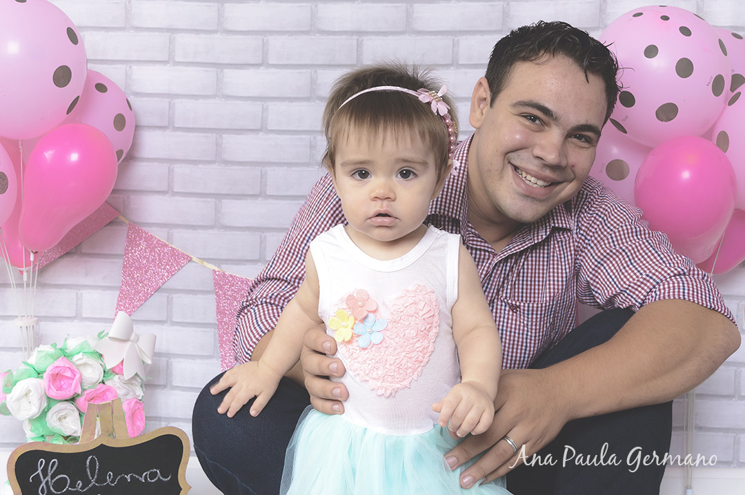 smash the cake menina