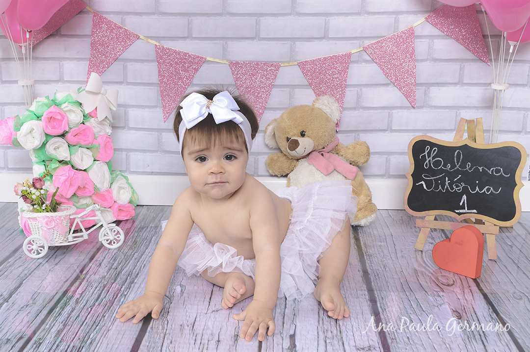 smash the cake menina