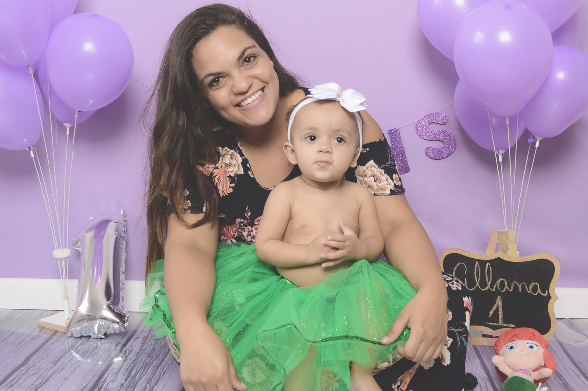 smash the cake menina