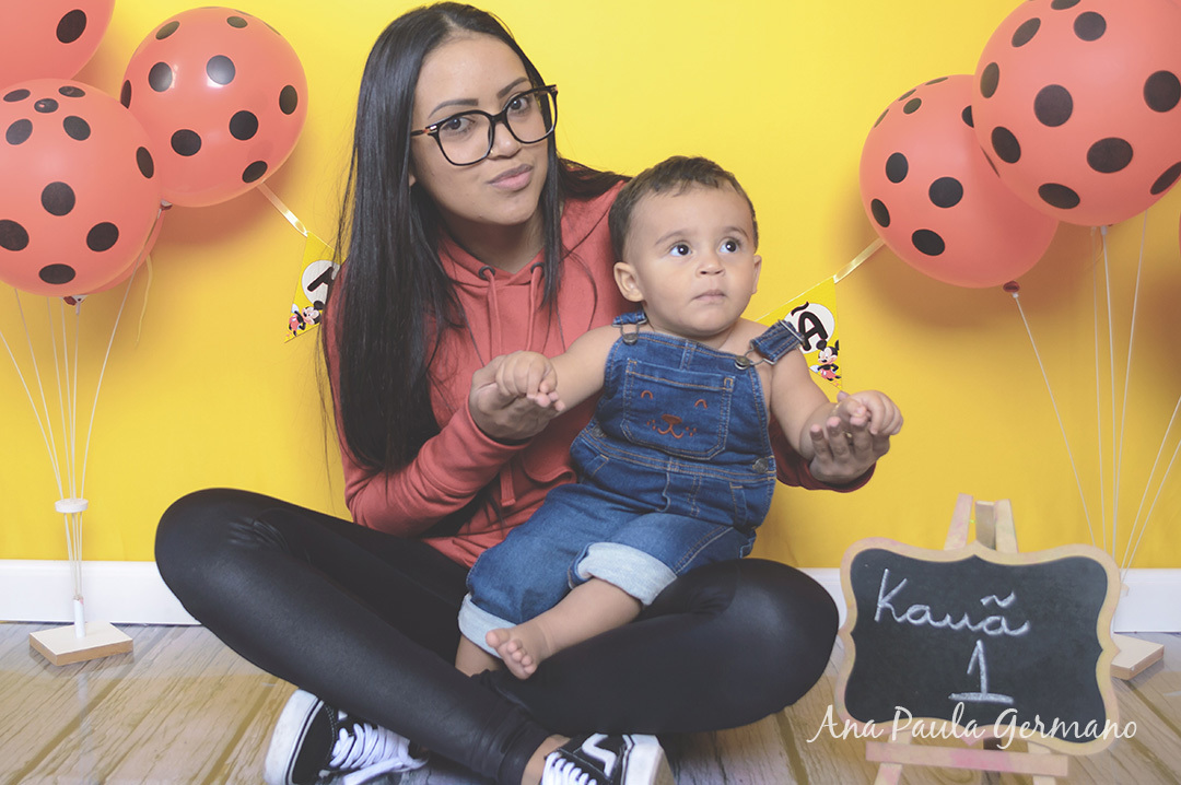 Smash the Cake Mickey menino