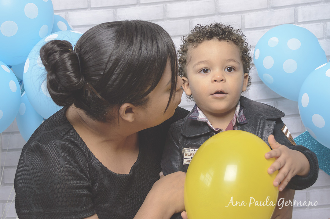 Smash the Cake  menino