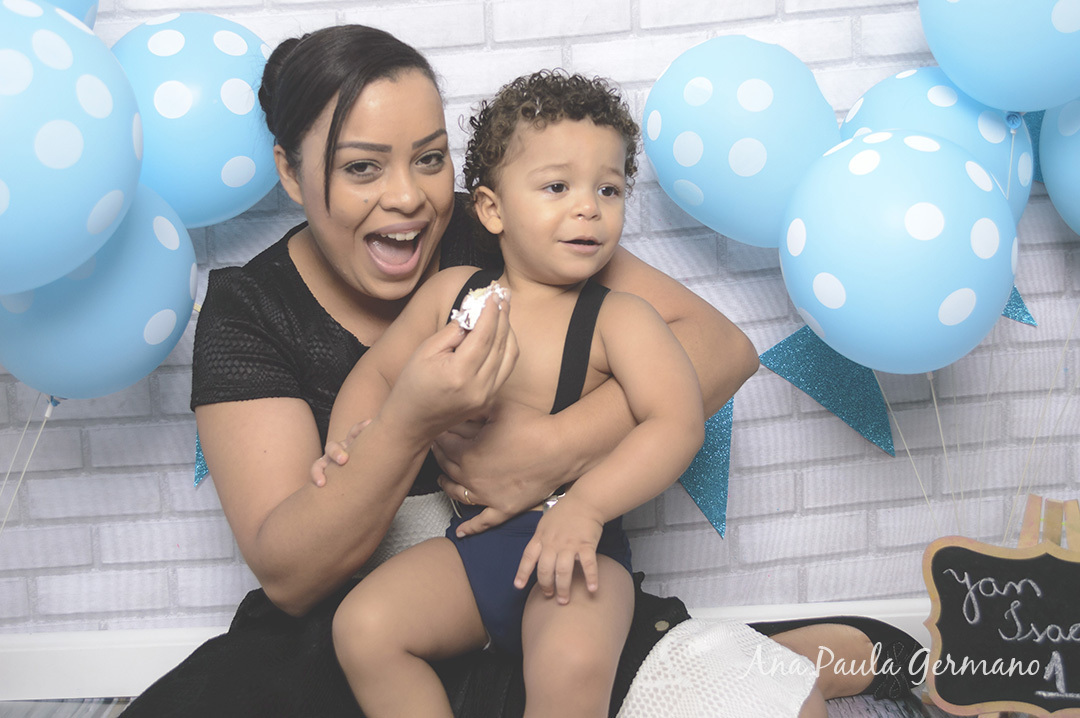 Smash the Cake  menino