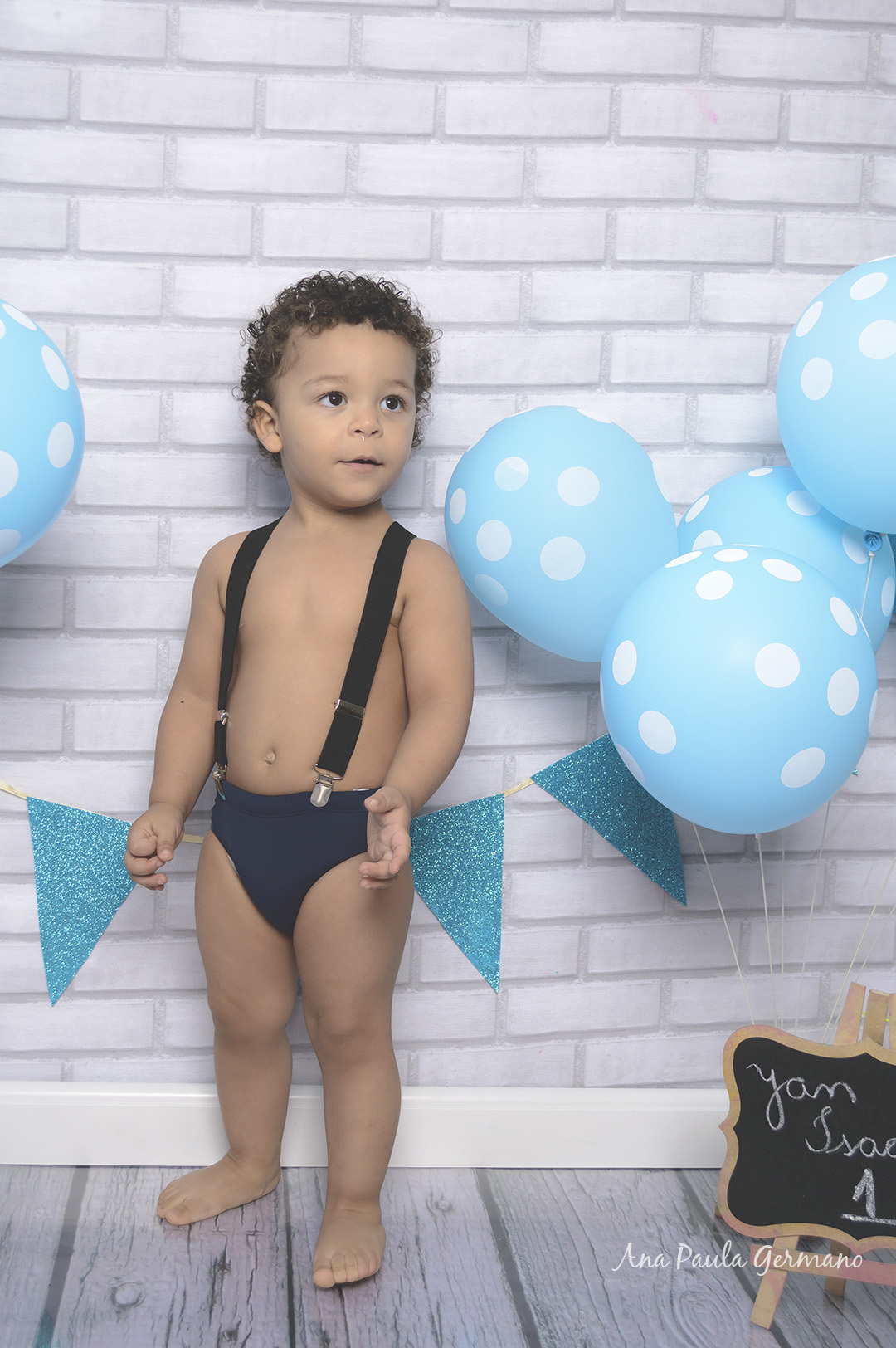 Smash the Cake  menino