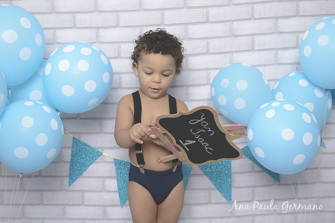 Smash the Cake  menino