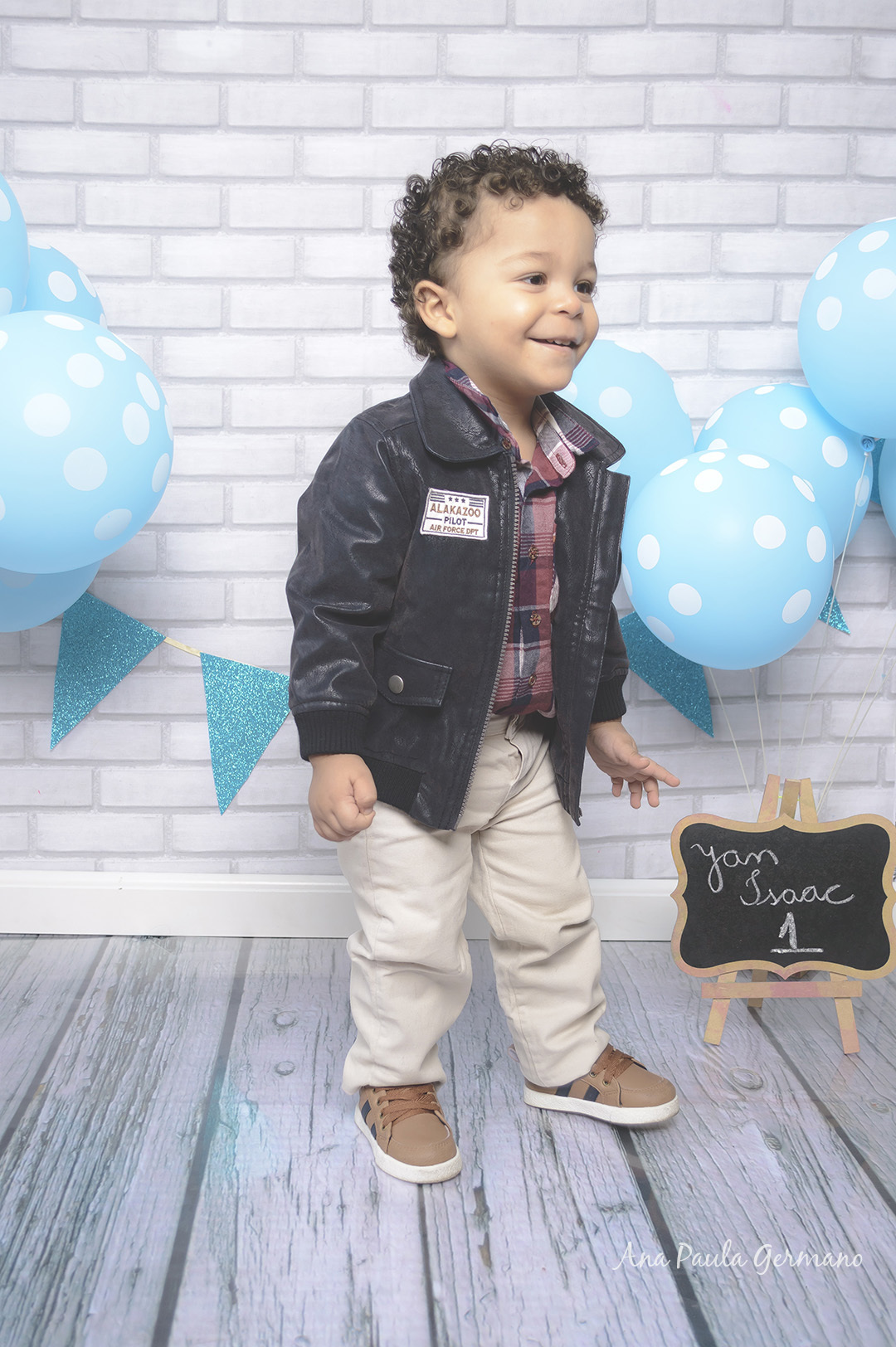 Smash the Cake  menino