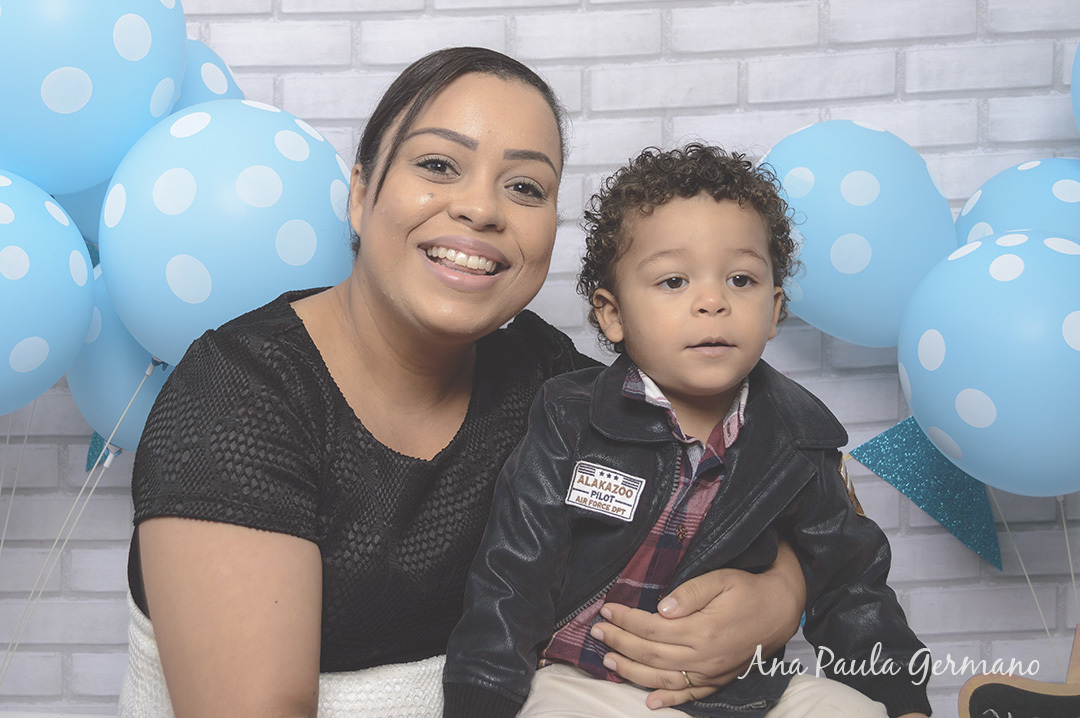 Smash the Cake  menino