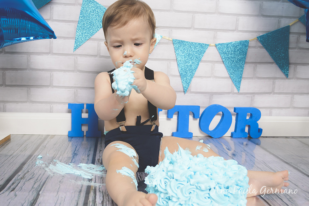 Smash the Cake  menino