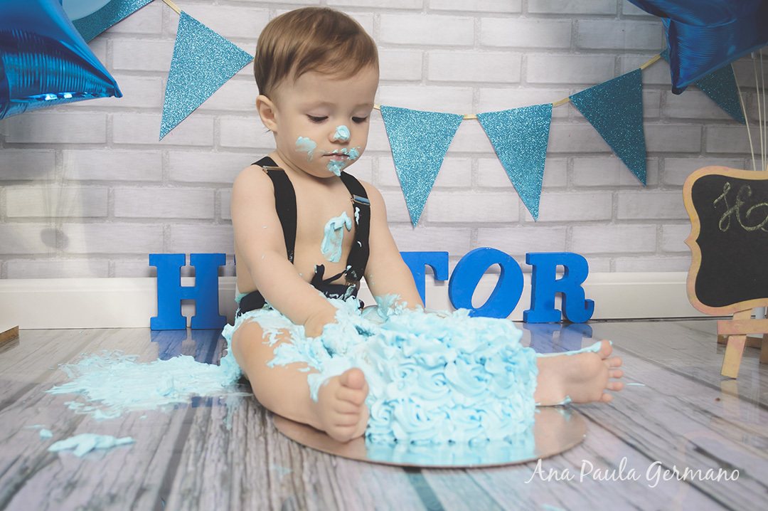 Smash the Cake  menino