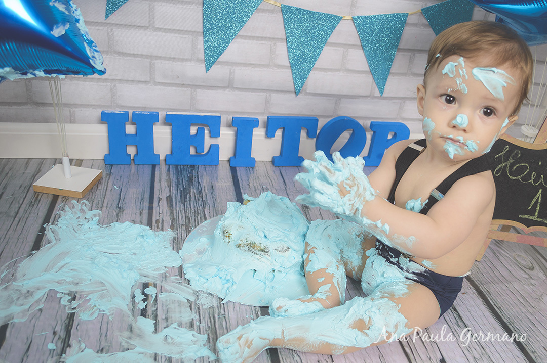 Smash the Cake  menino