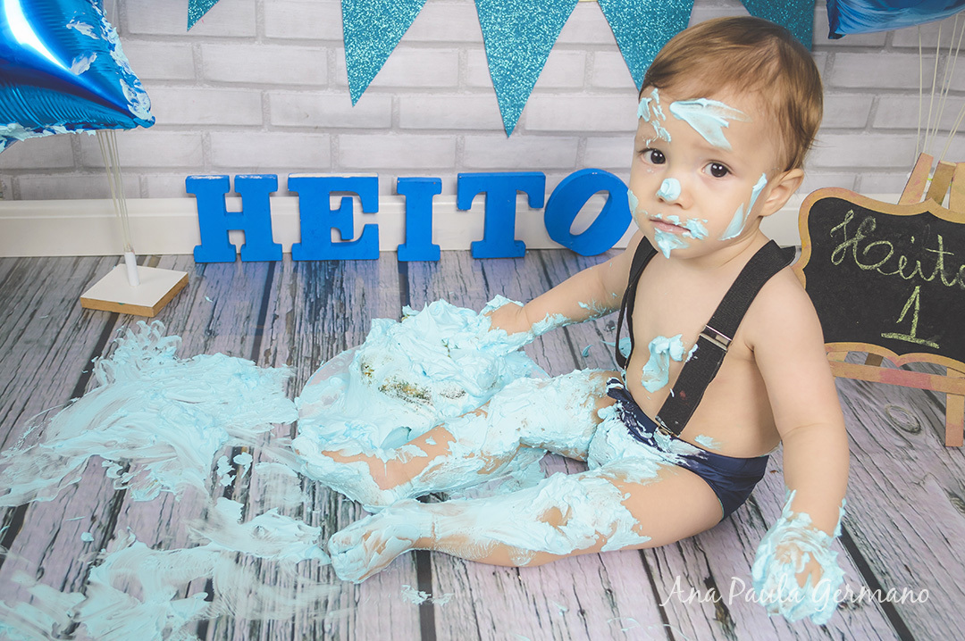 Smash the Cake  menino